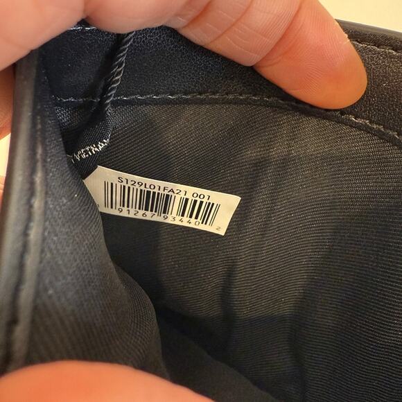 MARC JACOBS S129L01FA21 THE GLAM SHOT MEDIUM TRIFOLD IN BLACK - Picture 10 of 12